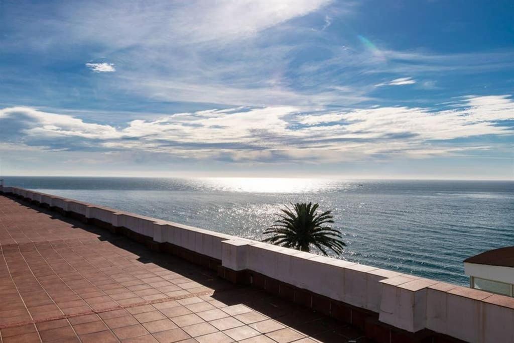 Acapulco Playa -Nerja Apartment ภายนอก รูปภาพ