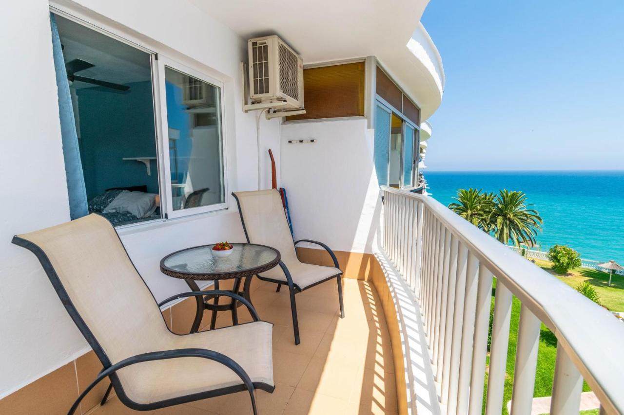 Acapulco Playa -Nerja Apartment ภายนอก รูปภาพ