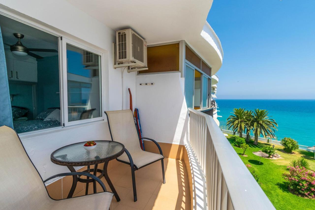 Acapulco Playa -Nerja Apartment ภายนอก รูปภาพ